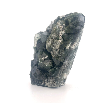 Mossy Green Heulandite  |  82 (g)