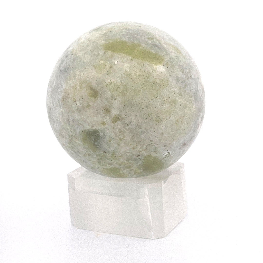 Pine Jade Sphere | 197 (g) | 2 (In)