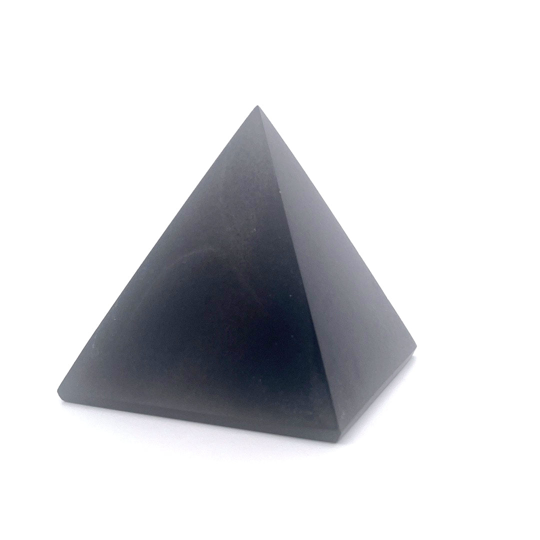 Black Obsidian Pyramid | 318 (g)