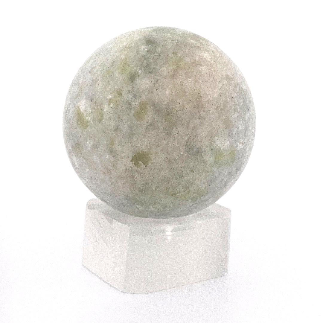 Pine Jade Sphere | 197 (g) | 2 (In)