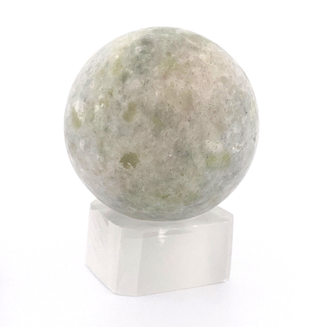 Pine Jade Sphere | 197 (g) | 2 (In)