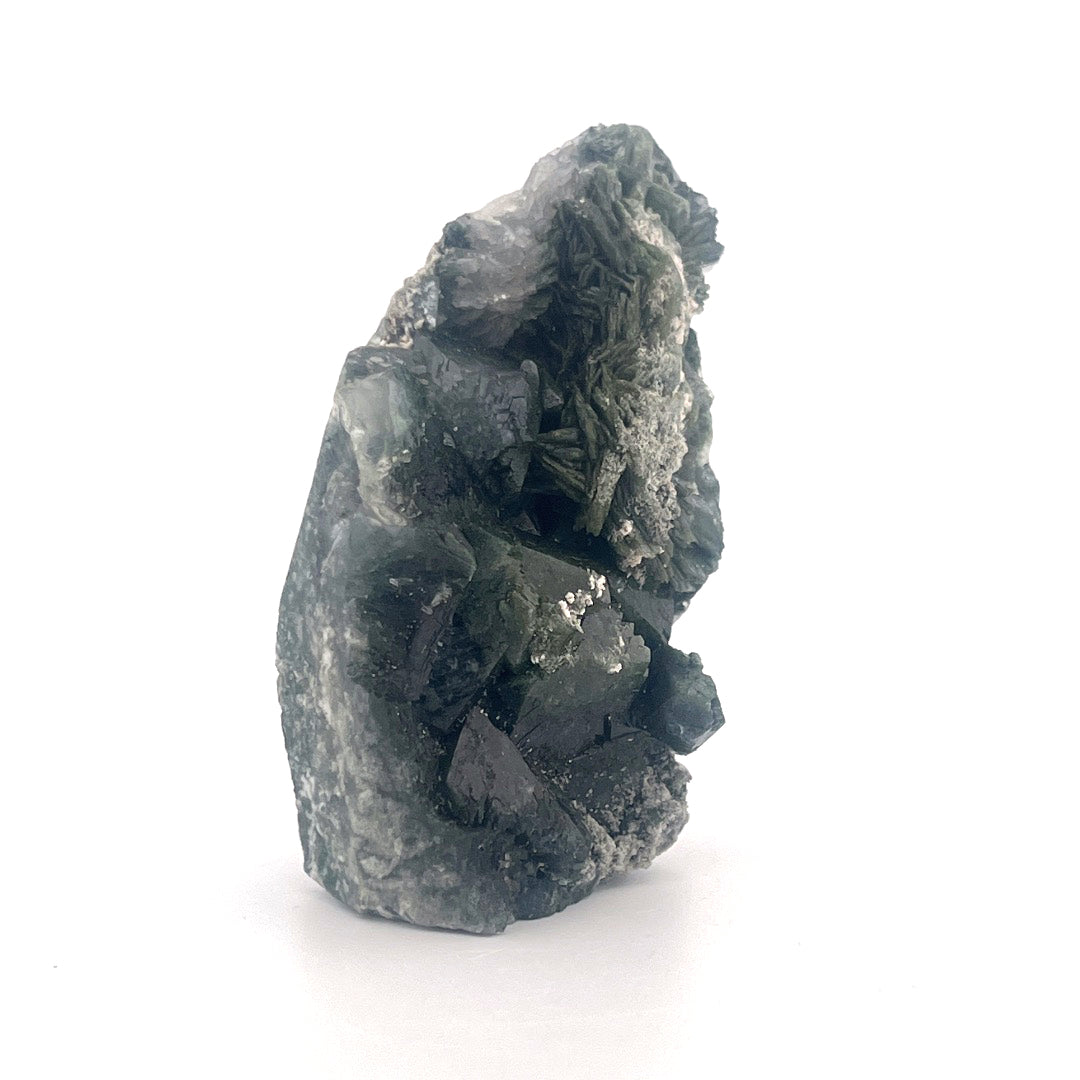 Mossy Green Heulandite  |  82 (g)