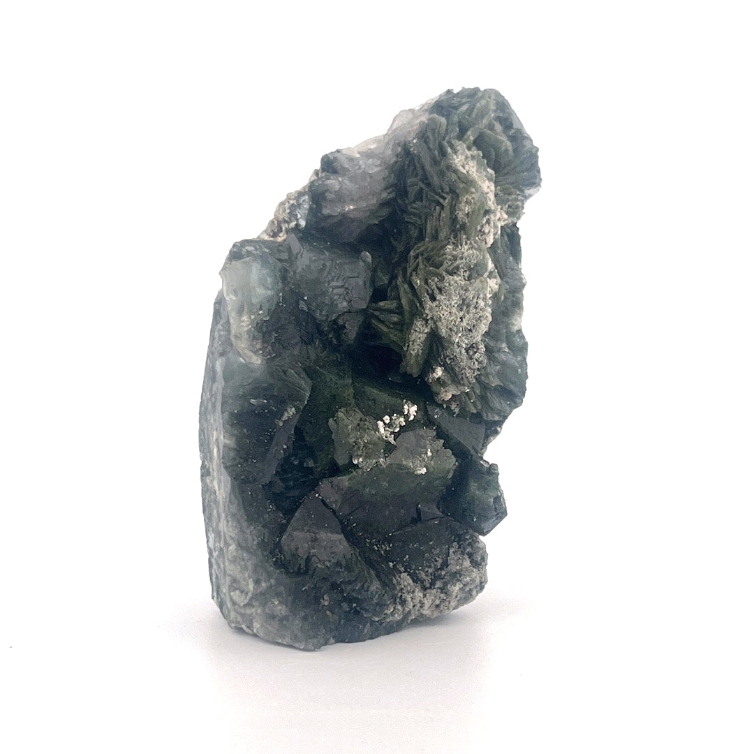 Mossy Green Heulandite  |  82 (g)